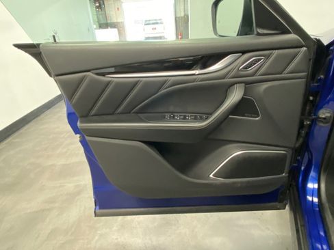 Used 2022 Maserati Levante Modena image 45