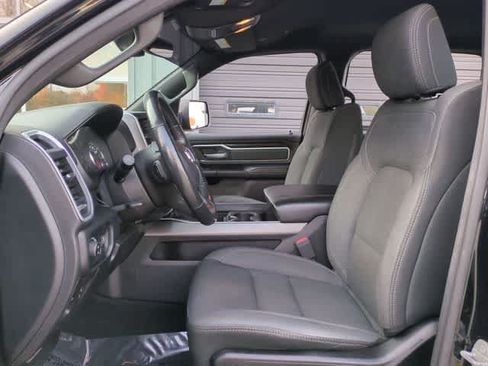 Used 2020 RAM 1500 Big Horn AWD/4WD image 17