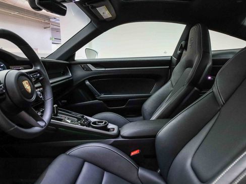 Used 2024 Porsche 911 Carrera S image 18