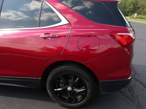 Used 2018 Chevrolet Equinox Premier FWD image 33