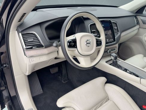 Certified 2021 Volvo XC90 T6 Inscription w/ Protection Package Premier image 4