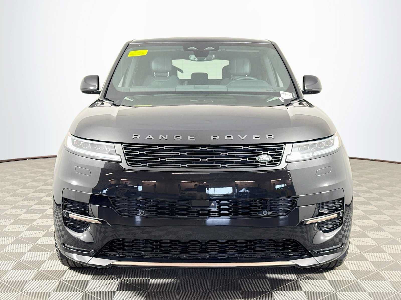 New 2026 Land Rover Range Rover Sport Dynamic SE AWD/4WD image 2