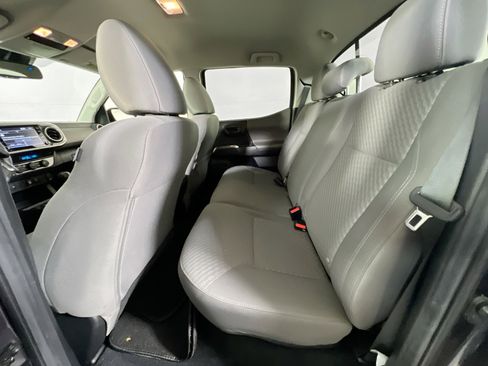 Used 2023 Toyota Tacoma SR5 AWD/4WD image 21