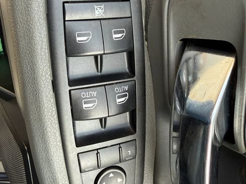 Used 2014 RAM 1500 Lone Star image 8