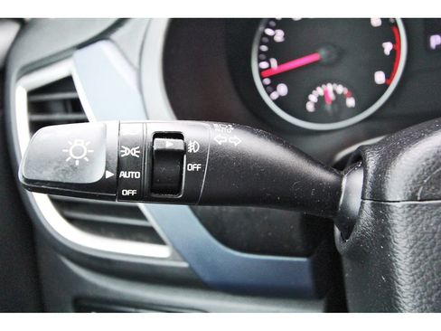 Used 2021 Kia Seltos S FWD image 16