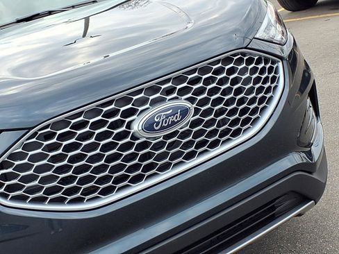 Used 2023 Ford Edge SEL w/ Convenience Package image 33