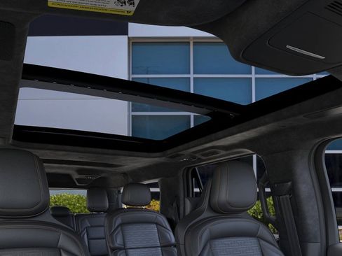 New 2026 Lincoln Navigator L Black Label AWD/4WD image 22