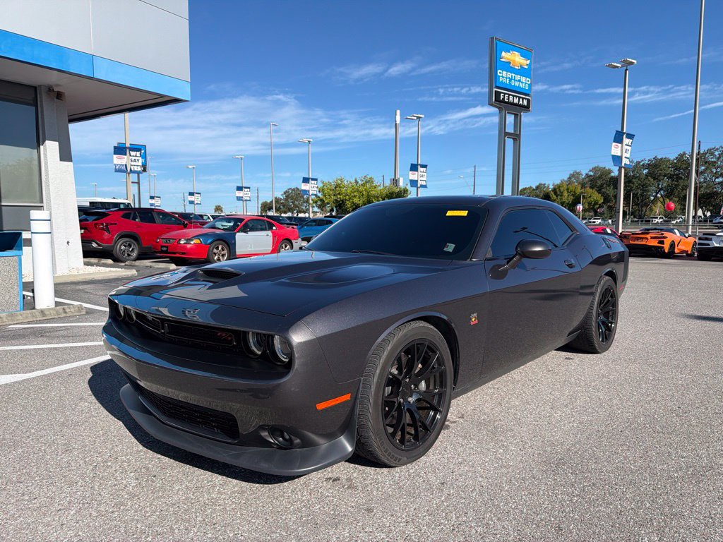 Used 2020 Dodge Challenger R/T Scat Pack RWD image 1