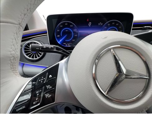 Used 2023 Mercedes-Benz EQE 350+ SUV w/ AMG Line Exterior Package image 39