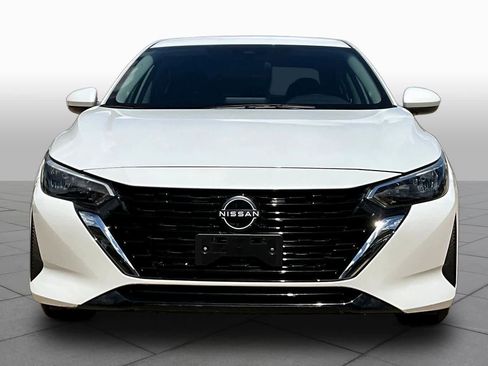 Used 2025 Nissan Sentra SV w/ All-Weather Package image 3