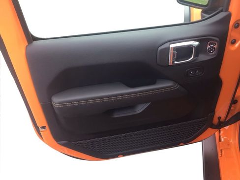 New 2025 Jeep Wrangler Unlimited Rubicon 392 image 19