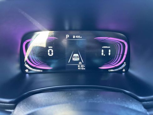 Used 2025 Kia Soul LX image 18