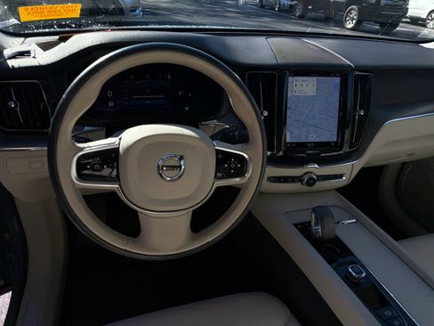 Certified 2023 Volvo XC60 B5 Core w/ Protection Package Premier image 28