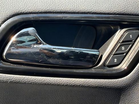 Used 2023 Dodge Durango GT RWD image 18