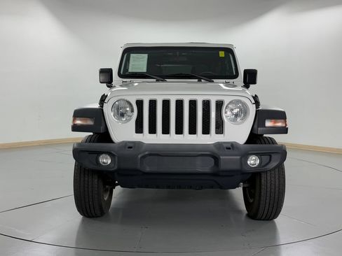 Used 2019 Jeep Wrangler Unlimited Sport S AWD/4WD image 2