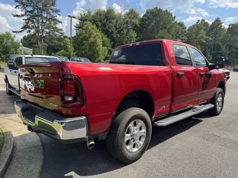 Used 2026 RAM 2500 Big Horn AWD/4WD image 5