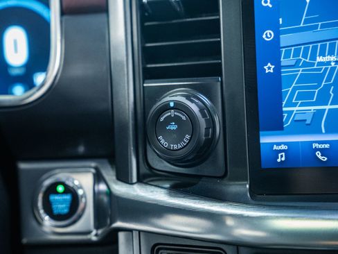 Used 2023 Ford F150 Lariat w/ Equipment Group 502A High image 31