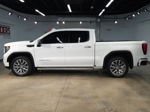 Used 2023 GMC Sierra 1500 Denali w/ Denali Reserve Package image 4