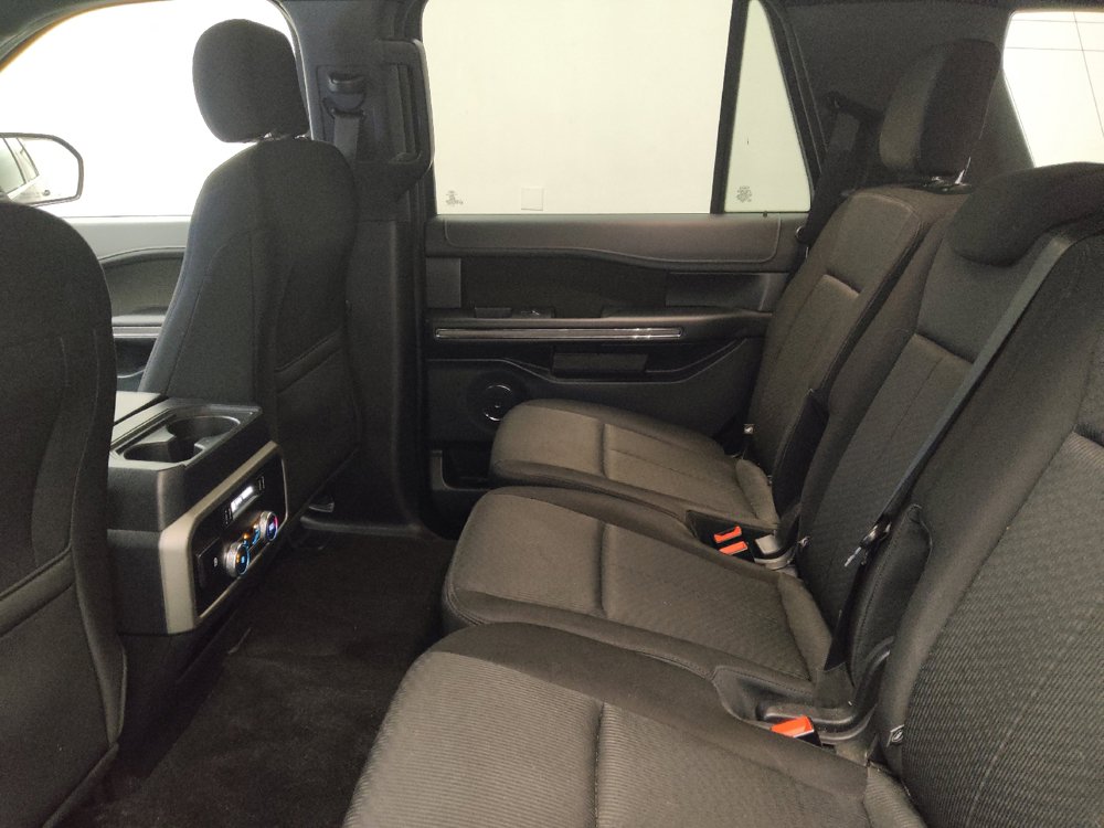 Used 2020 Ford Expedition XLT AWD/4WD image 18