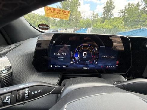 Used 2026 Chevrolet Equinox LT w/ Safety and Technology Package AWD/4WD image 10