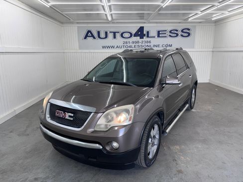 Used 2011 GMC Acadia SLT image 1