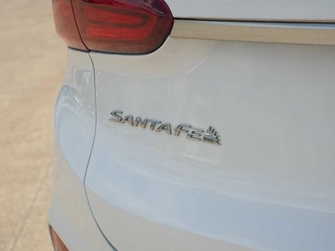 Used 2020 Hyundai Santa Fe SE FWD image 8