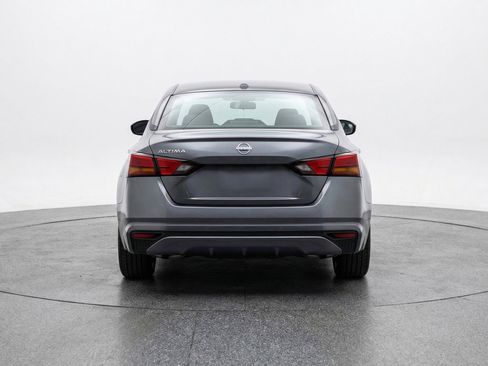 Used 2025 Nissan Altima 2.5 SV image 7