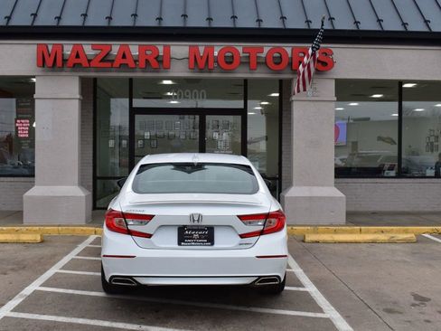 Used 2018 Honda Accord Sport image 10