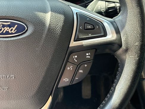 Used 2018 Ford Fusion SE w/ Equipment Group 601A image 21