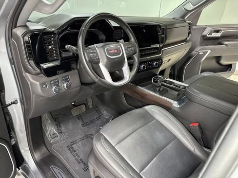 Used 2024 GMC Sierra 1500 SLT w/ SLT Premium Plus Package AWD/4WD image 14