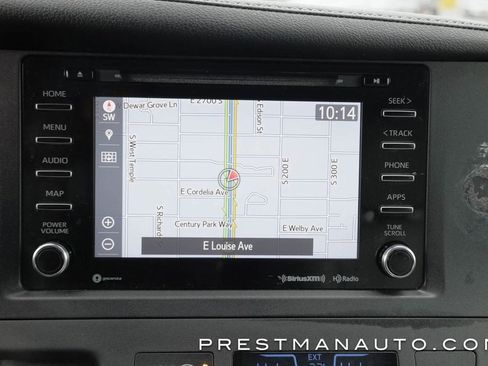 Used 2019 Toyota Sienna XLE w/ XLE Navigation Package image 4