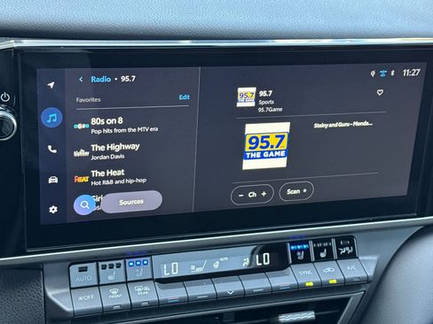 Used 2025 Toyota Camry XSE FWD image 20
