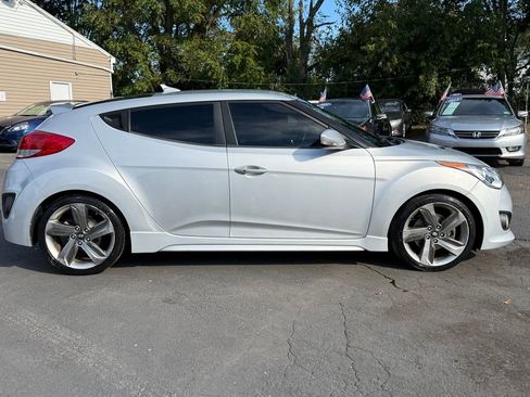 Used 2013 Hyundai Veloster Turbo image 6