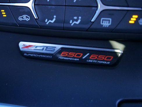 Used 2016 Chevrolet Corvette Z06 w/ 3LZ Preferred Equipment Group image 26