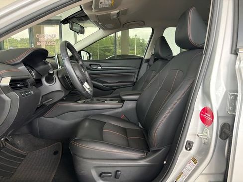 Used 2020 Nissan Altima 2.5 SR FWD image 10
