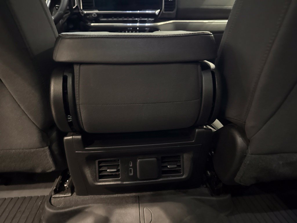 Used 2024 Chevrolet Silverado 1500 RST AWD/4WD image 21