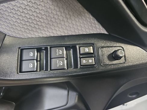 Used 2018 Subaru Forester 2.5i Premium AWD/4WD image 28