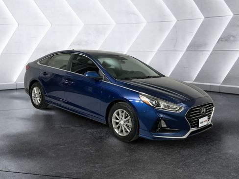 Used 2019 Hyundai Sonata SE FWD image 1