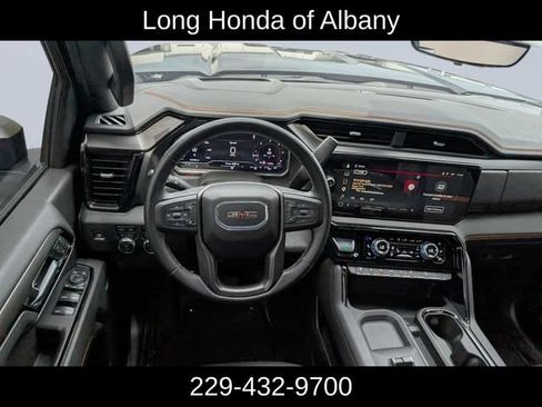 Used 2025 GMC Sierra 2500 AT4 w/ AT4 Premium Plus Package AWD/4WD image 20