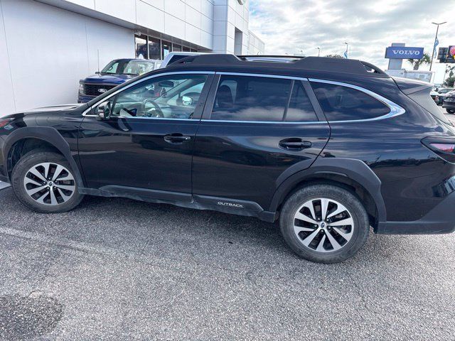 Used 2025 Subaru Outback Premium AWD/4WD image 8
