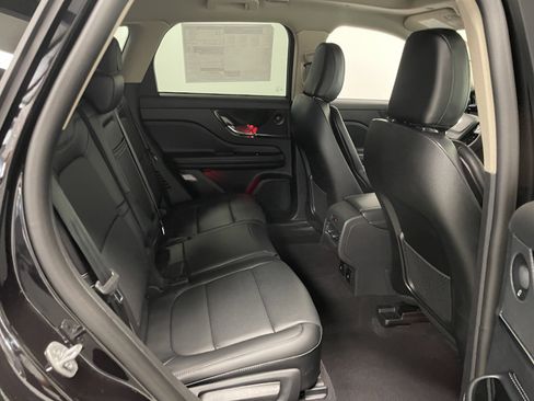 New 2025 Lincoln Corsair Reserve w/ Equipment Group 202A image 25