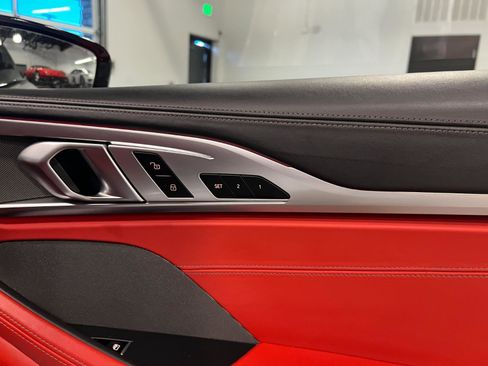 Used 2022 BMW M850i xDrive Coupe w/ Premium Package image 36