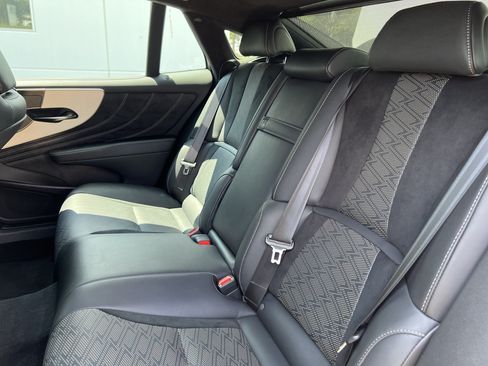 Used 2023 Lexus LS 500 F Sport w/ Cold Weather Package (CK) RWD image 33