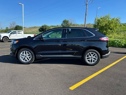 Certified 2024 Ford Edge SEL w/ Convenience Package AWD/4WD image 10