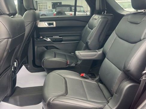 Used 2021 Ford Explorer ST w/ Equipment Group 401A AWD/4WD image 14