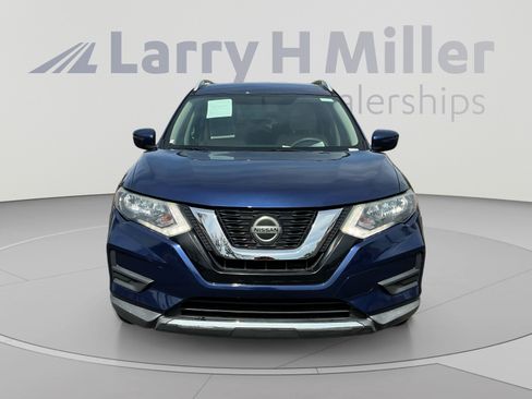 Used 2018 Nissan Rogue SV FWD image 8