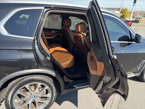 Used 2019 BMW X5 xDrive40i AWD/4WD image 24