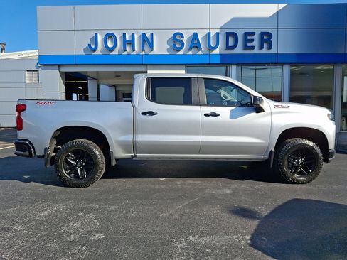 Used 2022 Chevrolet Silverado 1500 LT Trail Boss w/ Bed Protection Package AWD/4WD image 7