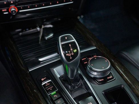 Used 2018 BMW X5 xDrive50i w/ M Sport Package image 56