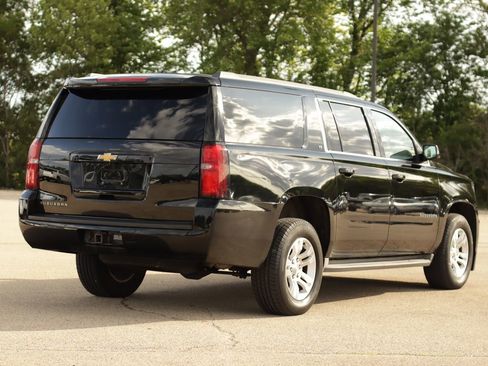Used 2015 Chevrolet Suburban LT AWD/4WD image 7